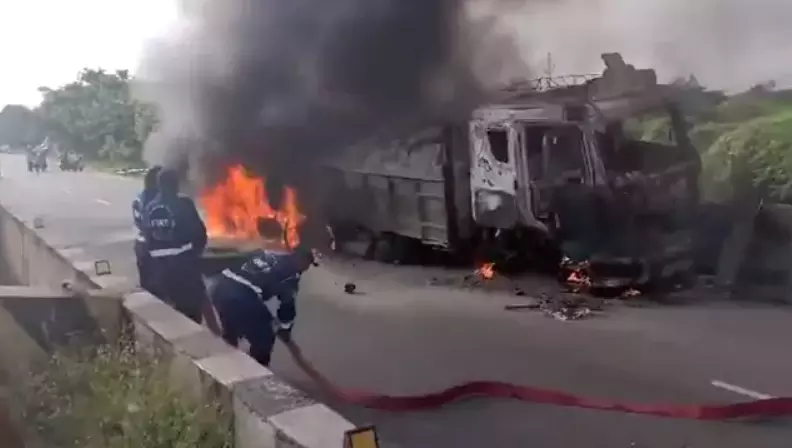 Dasara Chaos: Overloaded Lorry Fire Strands Travelers on Hyderabad Highway post thumbnail image