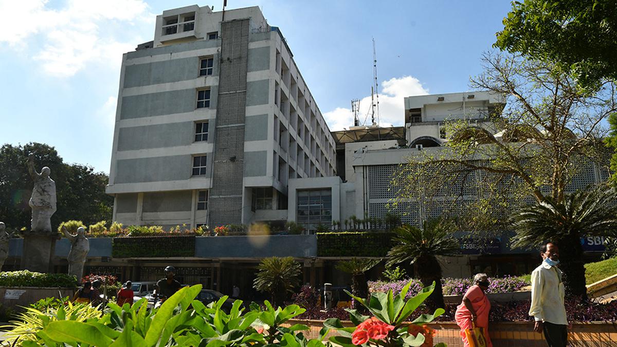 EESL Faces Financial Crisis Due to GHMC’s Unpaid Dues post thumbnail image