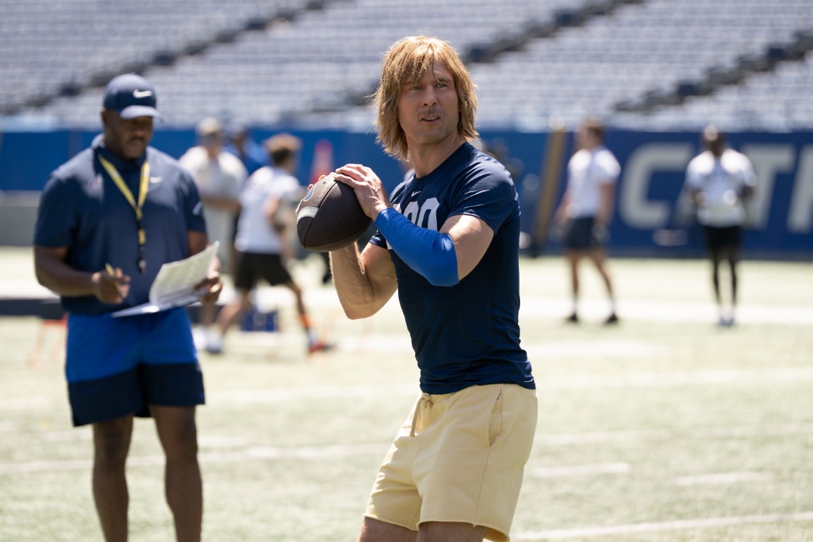 Hulu’s “Chad Powers” Wastes Talents of Glen Powell post thumbnail image