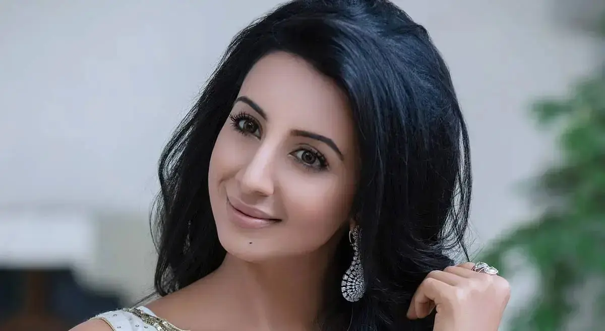 <div>Bigg Boss 9 Telugu: Sanjjanaa Galrani’s overaction irritates many</div> post thumbnail image