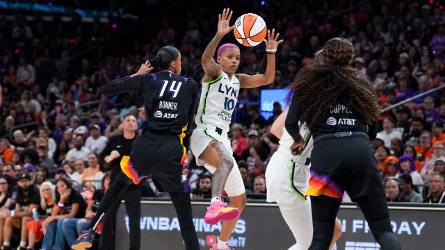 AP source: WNBA hits Lynx coach Reeve with record fine post thumbnail image