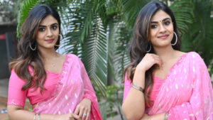 Nayan Sarika | పింక్ శారీలో కుంద‌న‌పు బొమ్మ‌లా ‘క’ హీరోయిన్‌
