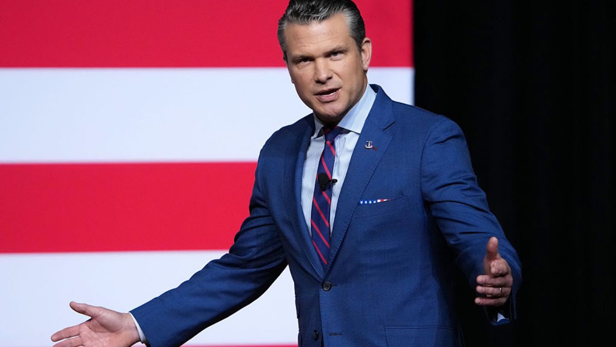 ‘No women qualify’: Pete Hegseth eager to ban women soldiers who can’t meet his manly standards post thumbnail image