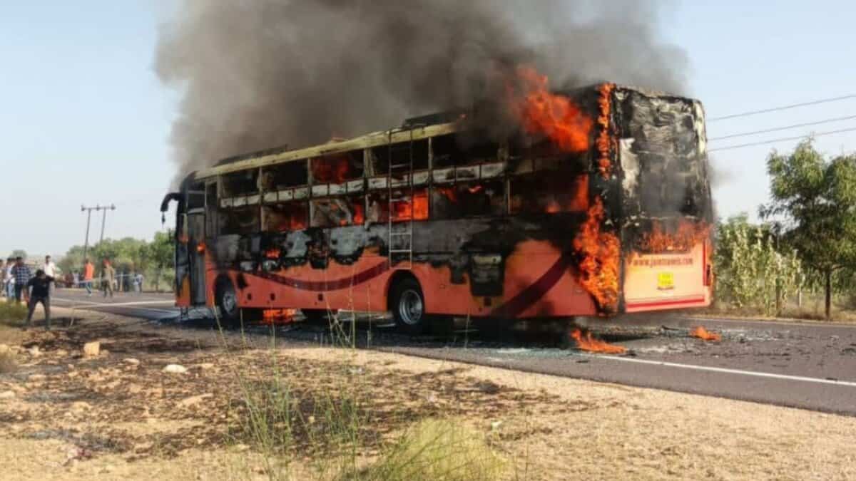 Jaisalmer–Jodhpur bus catches fire, 16 critically injured: Police post thumbnail image