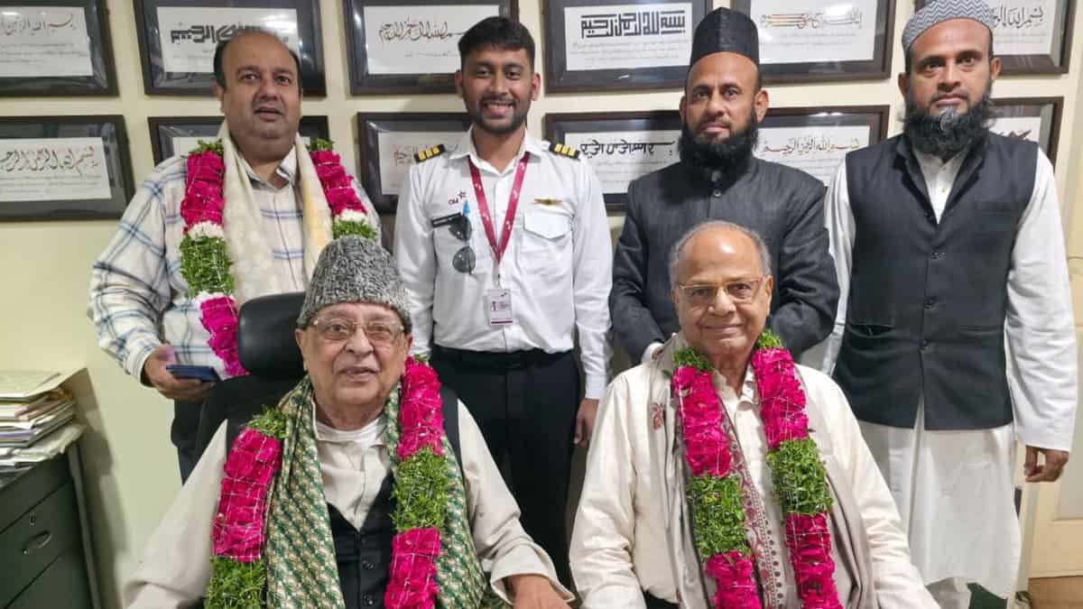 Hyderabad: Imam’s son becomes pilot, seeks support for final training post thumbnail image