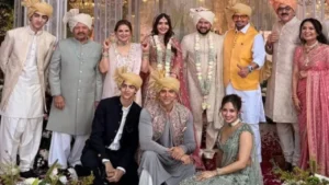 Inside Pics: Hrithik Roshan with Saba Azad, Pashmina, Sussanne Khan and others at Eshaan Roshan-Aishwarya’s wedding