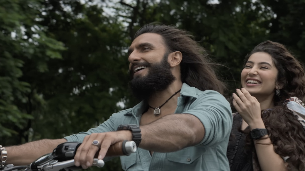 Dhurandhar Box Office Collection: Ranveer Singh film conquers fifth week record in three days, nets Rs 734 crore in 31 days post thumbnail image