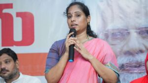 మా అధినాయ‌కుడిని తిడితే మేం ఊరుకోవాలా..?