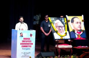 పేద‌ల సంక్షేమం ప్ర‌భుత్వ ల‌క్ష్యం :  సీఎం