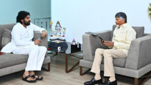 సీఎం చంద్ర‌బాబుతో ప‌వ‌న్ క‌ళ్యాణ్ భేటీ