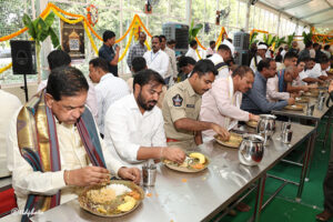 కోదండ రాముడి అనుగ్ర‌హం అన్న ప్ర‌సాద విత‌ర‌ణ‌కు శ్రీ‌కారం