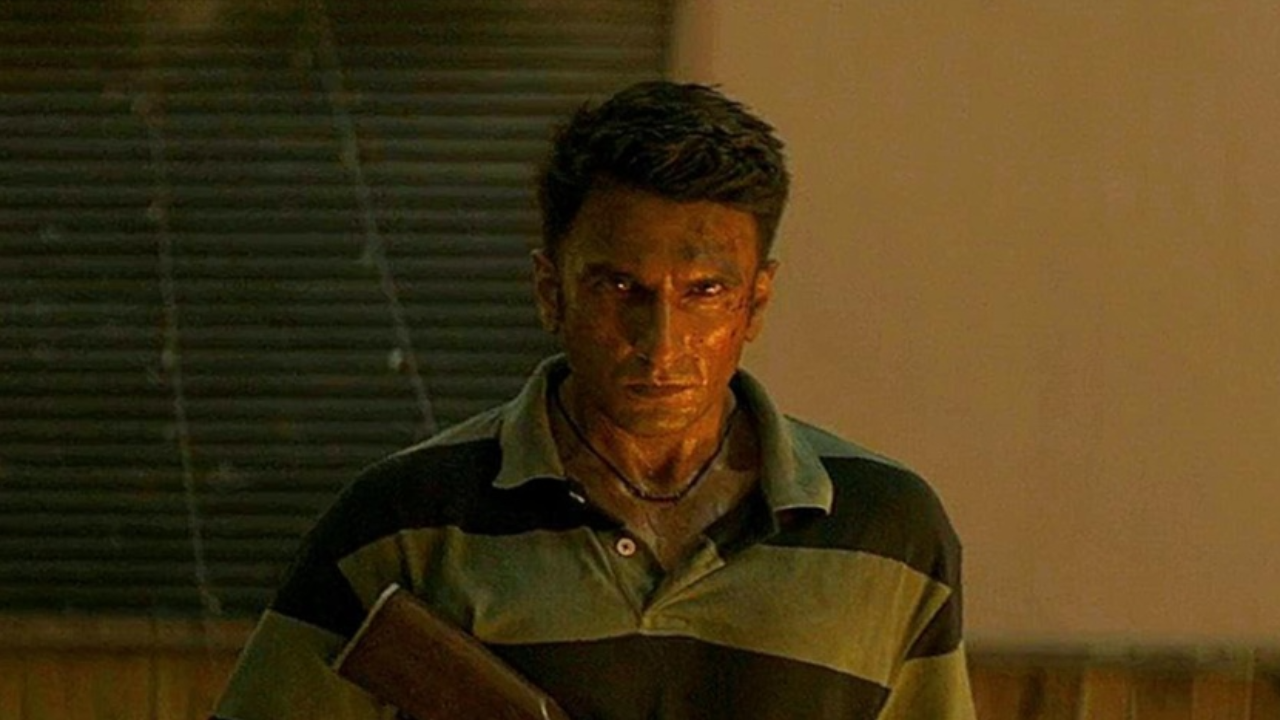 Top Highest Grossing Hindi Films in India: Dhurandhar The Revenge tops with Rs. 800 Cr post thumbnail image