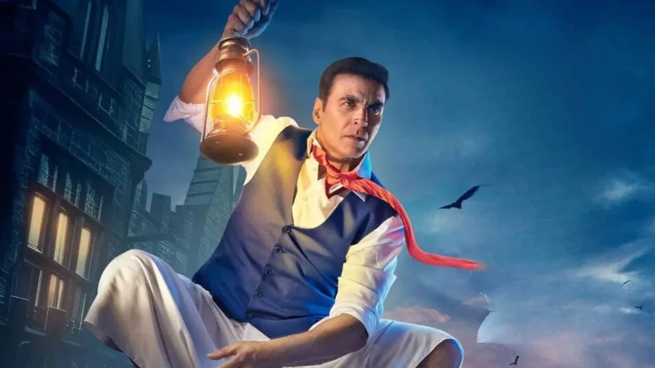 Bhooth Bangla Opening Weekend Box Office Collections: Akshay Kumar and Priyadarshan’s horror comedy nets Rs 56 crore in 3 days post thumbnail image