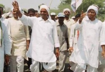 వైఎస్సార్ పాద‌యాత్ర‌కు 23 ఏళ్లు : జ‌గ‌న్ post thumbnail image