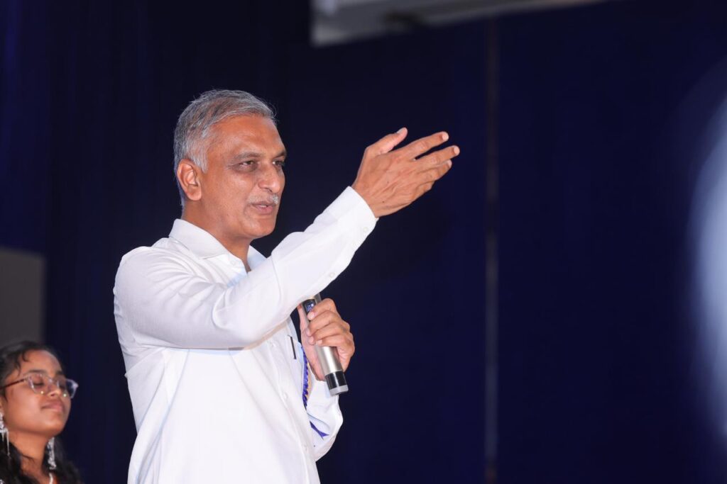 తెలంగాణ గొంతు కోసింది బీజేపీనే : హ‌రీశ్ రావు post thumbnail image